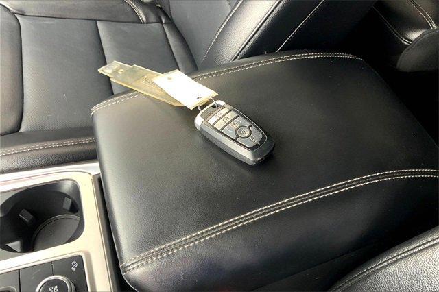 2023 Ford Explorer Vehicle Photo in TOPEKA, KS 66609-0000