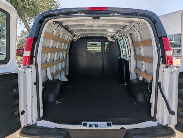 2023 GMC Savana Cargo Van Vehicle Photo in SELMA, TX 78154-1459