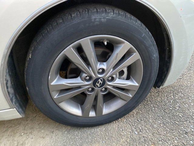 2017 Hyundai ELANTRA Vehicle Photo in LANCASTER, PA 17601-0000