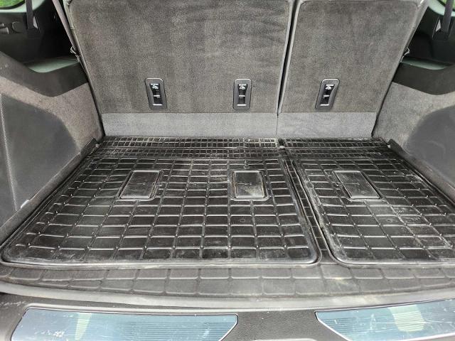 2024 Cadillac Escalade ESV Vehicle Photo in DENTON, TX 76210-9321