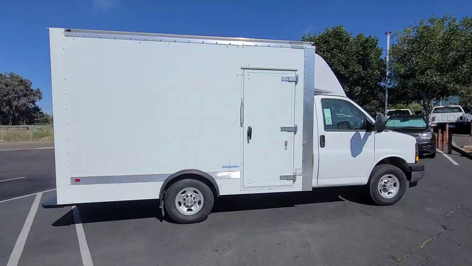 2023 Chevrolet Express Commercial Cutaway Vehicle Photo in LA MESA, CA 91942-8211