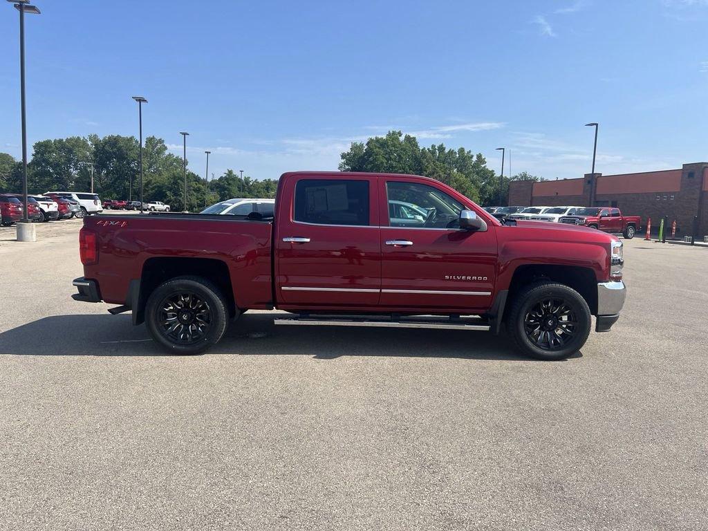 2018 Chevrolet Silverado 1500 Vehicle Photo in Marion, IA 52302