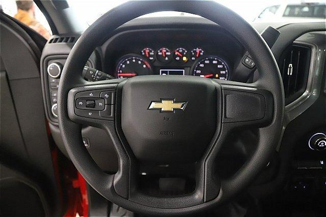 2025 Chevrolet Silverado 2500 HD Vehicle Photo in MEDINA, OH 44256-9001