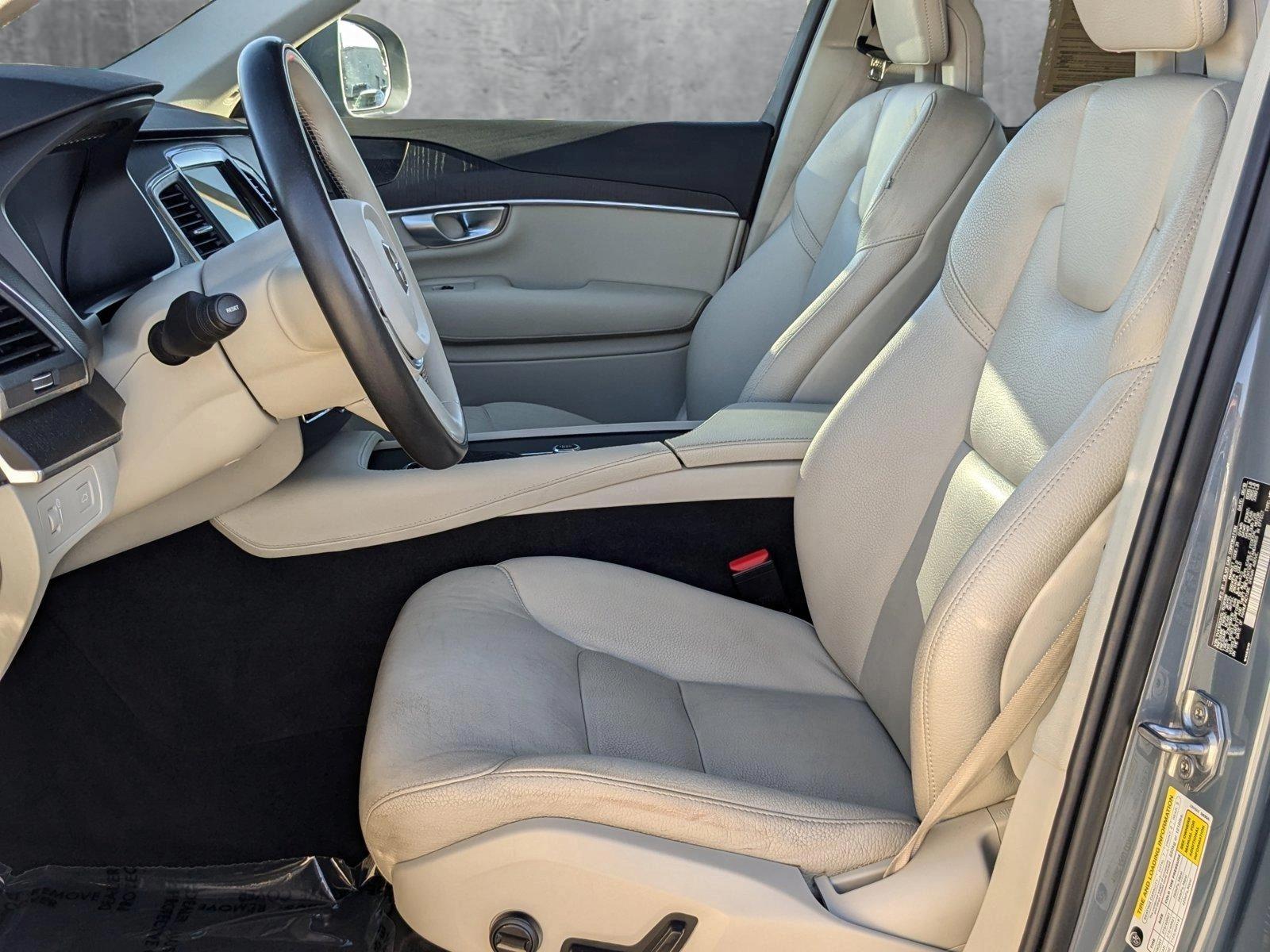 2020 Volvo XC90 Vehicle Photo in St. Petersburg, FL 33713