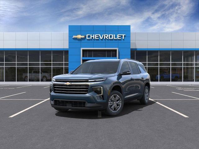 2025 Chevrolet Traverse Vehicle Photo in LEOMINSTER, MA 01453-2952