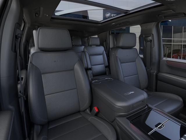 2025 GMC Yukon Vehicle Photo in TOPEKA, KS 66609-0000