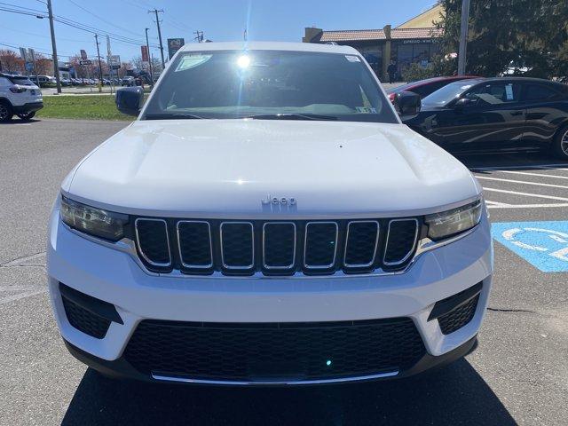 2025 Jeep Grand Cherokee Vehicle Photo in Doylsetown, PA 18901