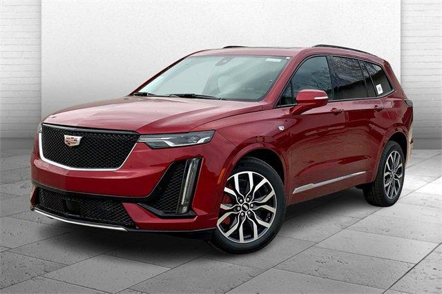 2025 Cadillac XT6 Vehicle Photo in KANSAS CITY, MO 64114-4545