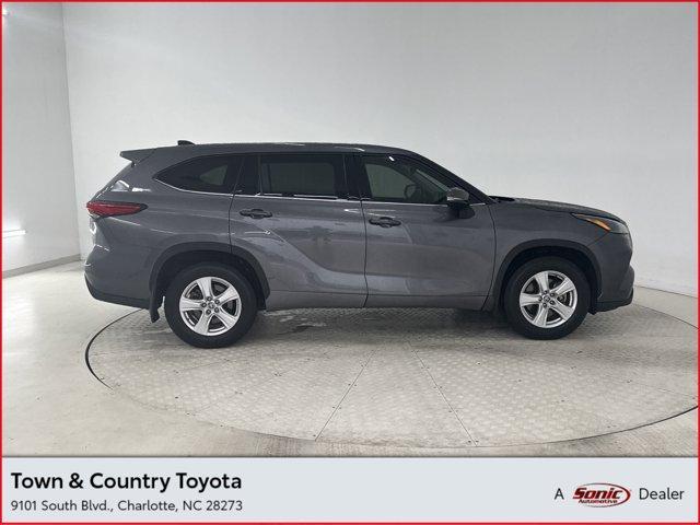 2022 Toyota Highlander Vehicle Photo in Charlotte, NC 28273