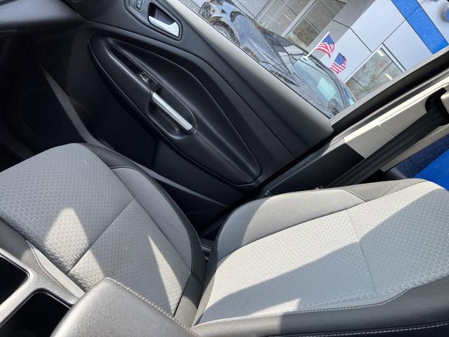 2017 Ford Escape Vehicle Photo in MASSENA, NY 13662-2255