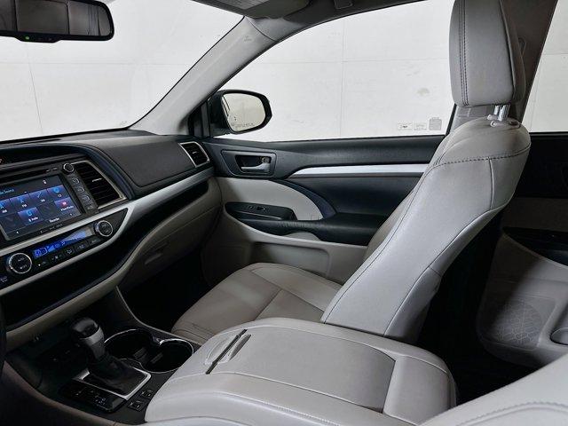 2016 Toyota Highlander Vehicle Photo in Flemington, NJ 08822