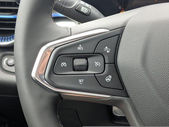 2025 Chevrolet Trax Vehicle Photo in BRUNSWICK, GA 31525-1881