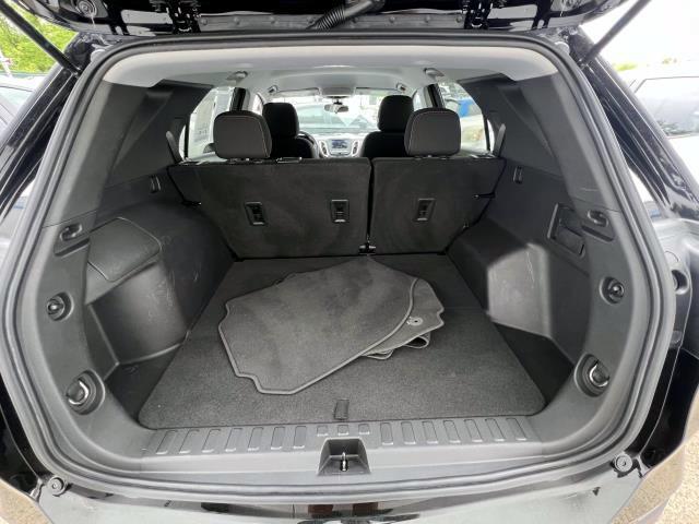 2022 Chevrolet Equinox Vehicle Photo in Roslyn, NY 11576
