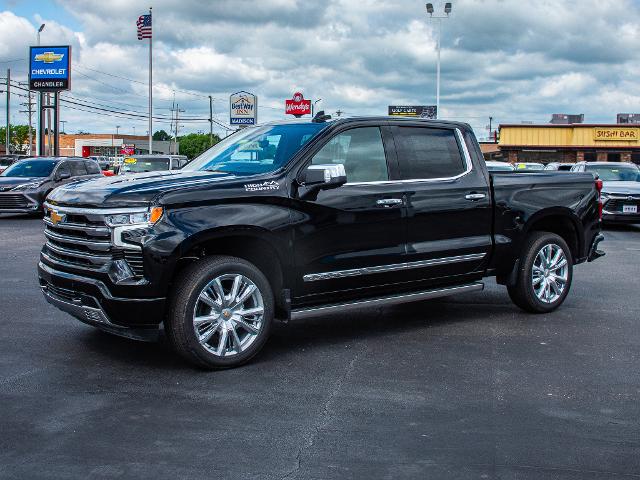 2025 Chevrolet Silverado 1500 Vehicle Photo in MADISON, IN 47250-1611
