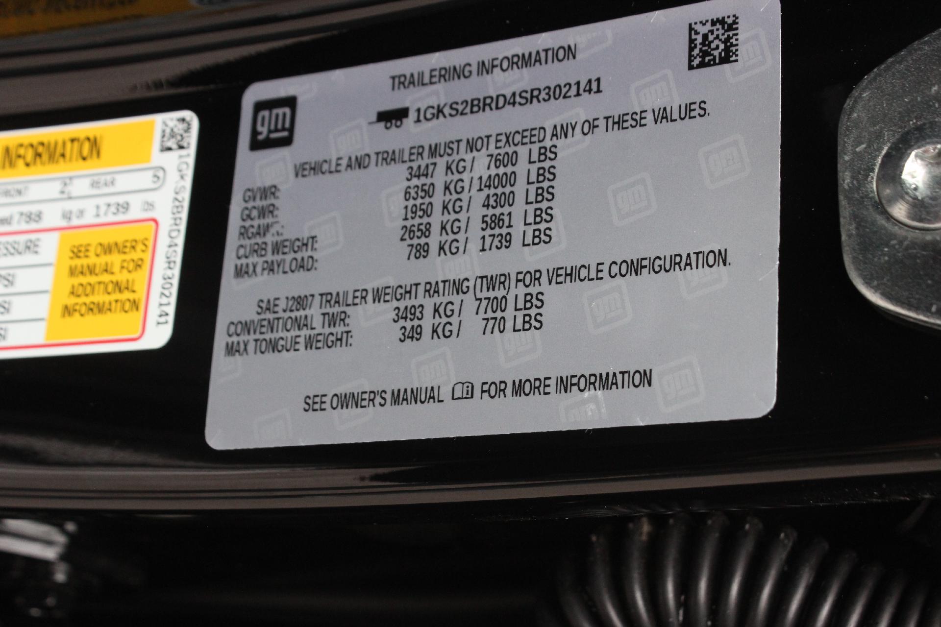 2025 GMC Yukon Vehicle Photo in AURORA, CO 80012-4011