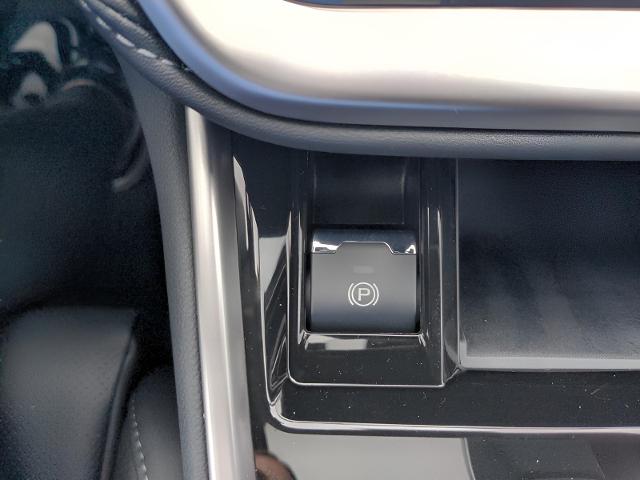 2025 Subaru Outback Vehicle Photo in Green Bay, WI 54304