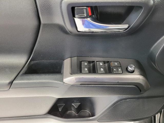2017 Toyota Tacoma Vehicle Photo in NEENAH, WI 54956-2243