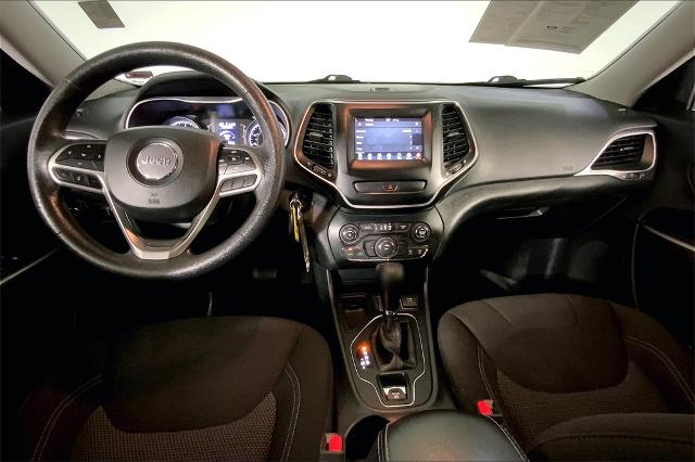 2019 Jeep Cherokee Vehicle Photo in Lees Summit, MO 64086