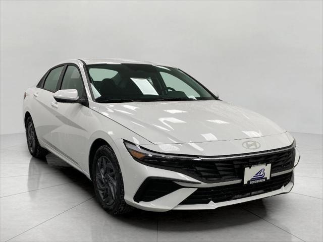 2025 Hyundai ELANTRA Hybrid Vehicle Photo in Neenah, WI 54956