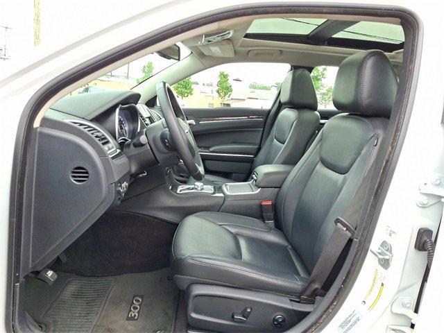 2017 Chrysler 300 Vehicle Photo in Willow Grove, PA 19090