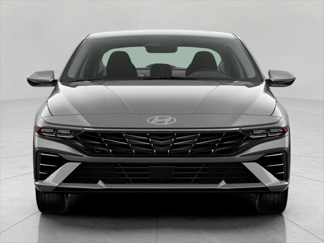 2024 Hyundai ELANTRA Vehicle Photo in Green Bay, WI 54304