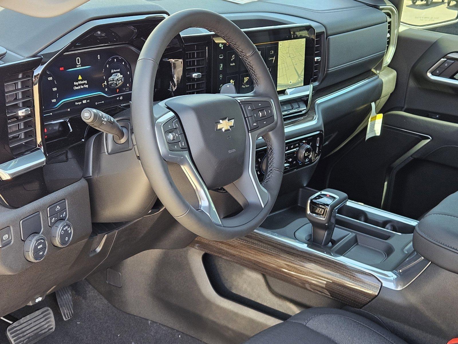 2025 Chevrolet Silverado 1500 Vehicle Photo in NORTH RICHLAND HILLS, TX 76180-7199