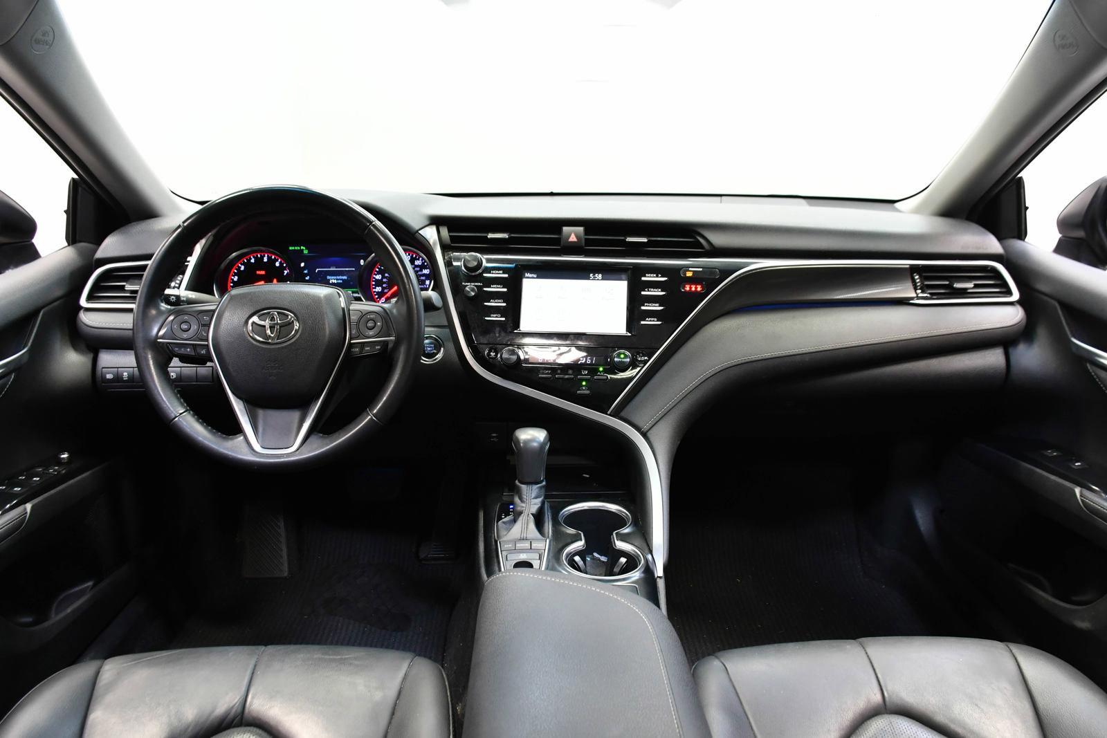 2018 Toyota Camry Vehicle Photo in DALLAS, TX 75235