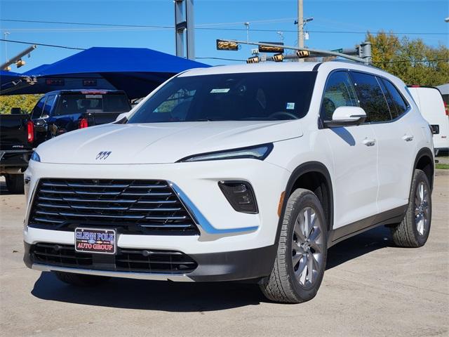 2025 Buick Enclave Vehicle Photo in GAINESVILLE, TX 76240-2013