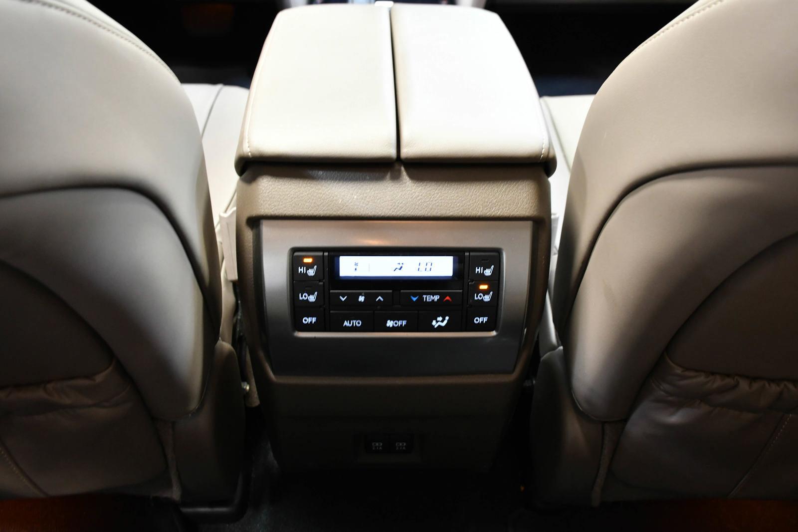 2023 Lexus GX 460 Vehicle Photo in DALLAS, TX 75235