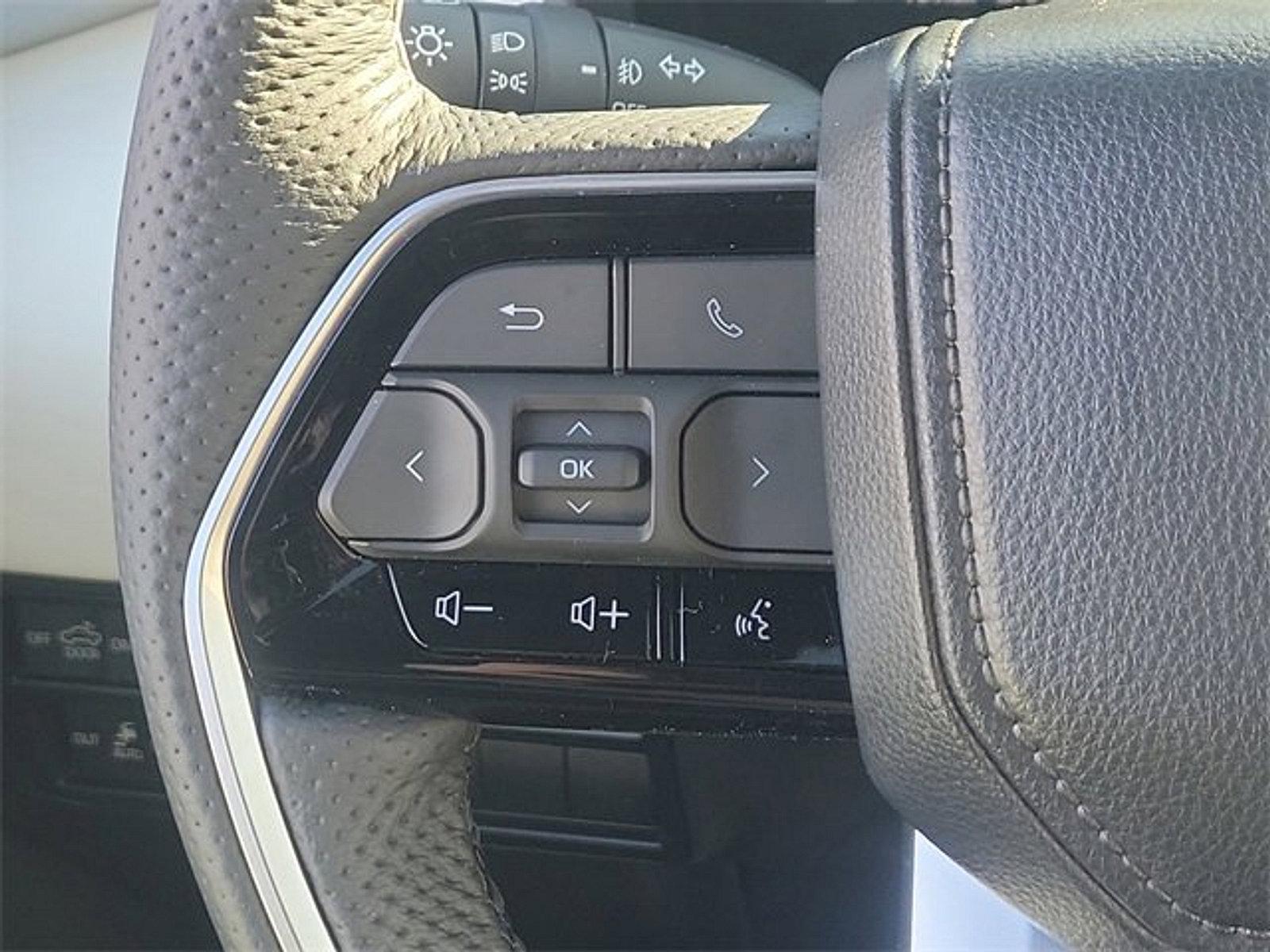 2024 Toyota Tundra 4WD Vehicle Photo in Trevose, PA 19053
