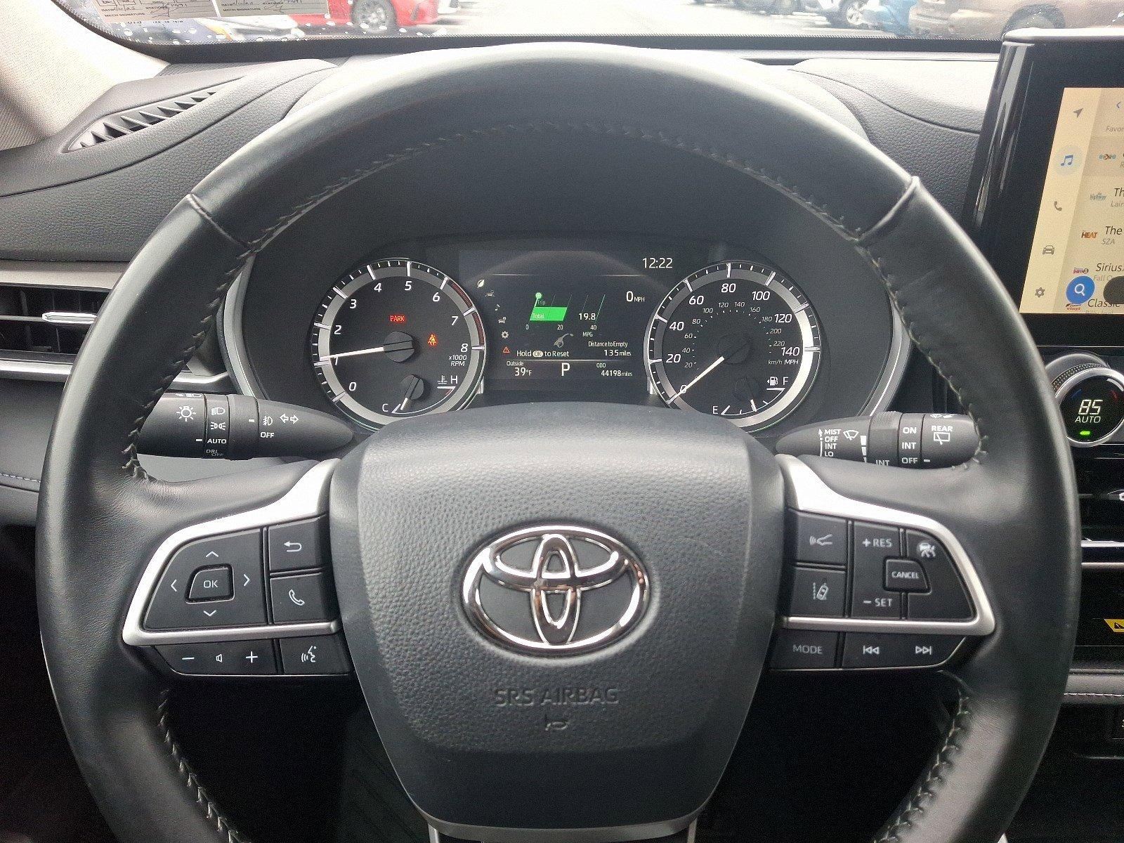 2023 Toyota Highlander Vehicle Photo in Harrisburg, PA 17111