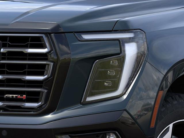 2025 GMC Yukon XL Vehicle Photo in TOPEKA, KS 66609-0000