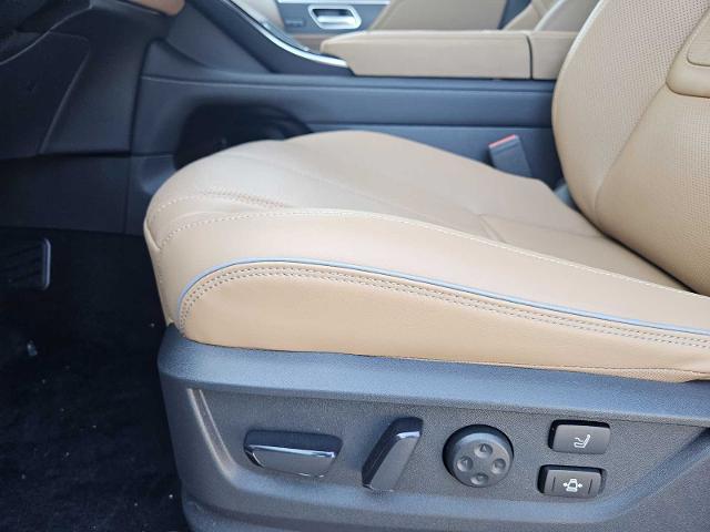 2025 INFINITI QX80 Vehicle Photo in Fort Worth, TX 76132