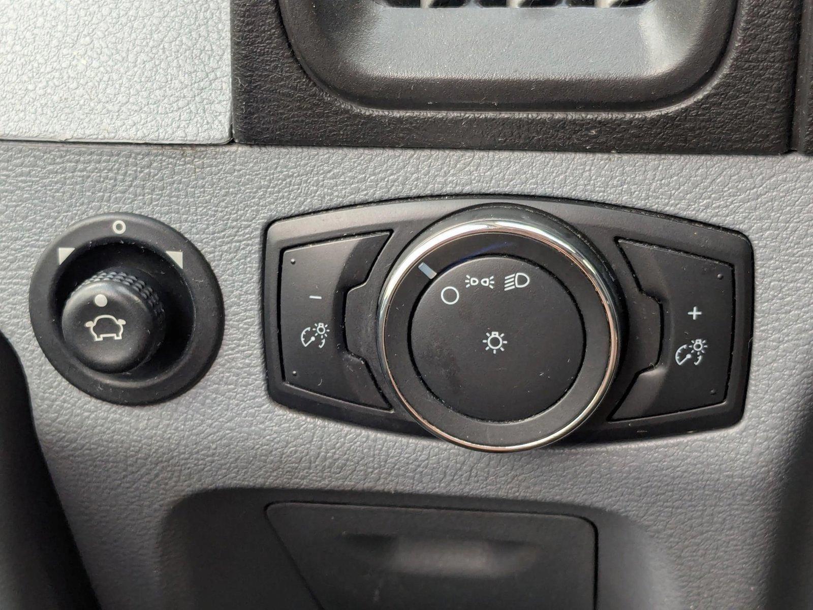 2018 Ford Transit Van Vehicle Photo in St. Petersburg, FL 33713