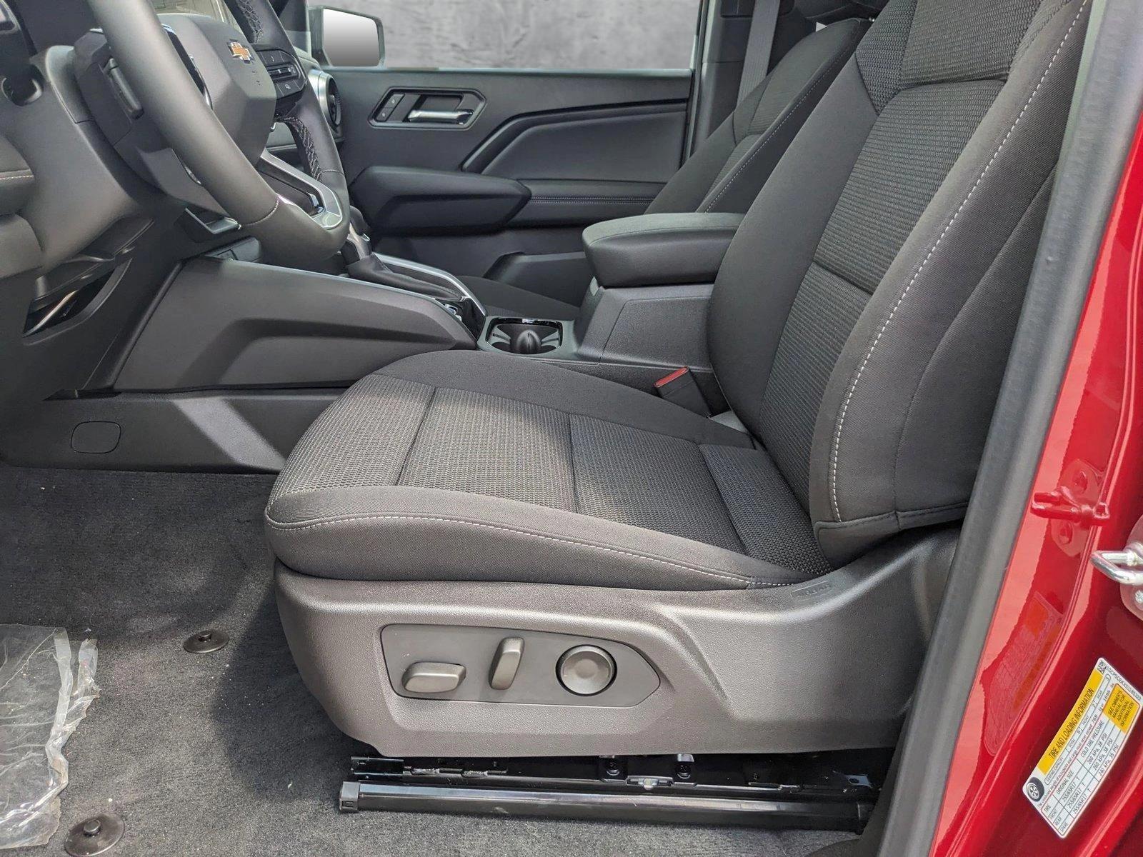 2025 Chevrolet Colorado Vehicle Photo in MIAMI, FL 33172-3015