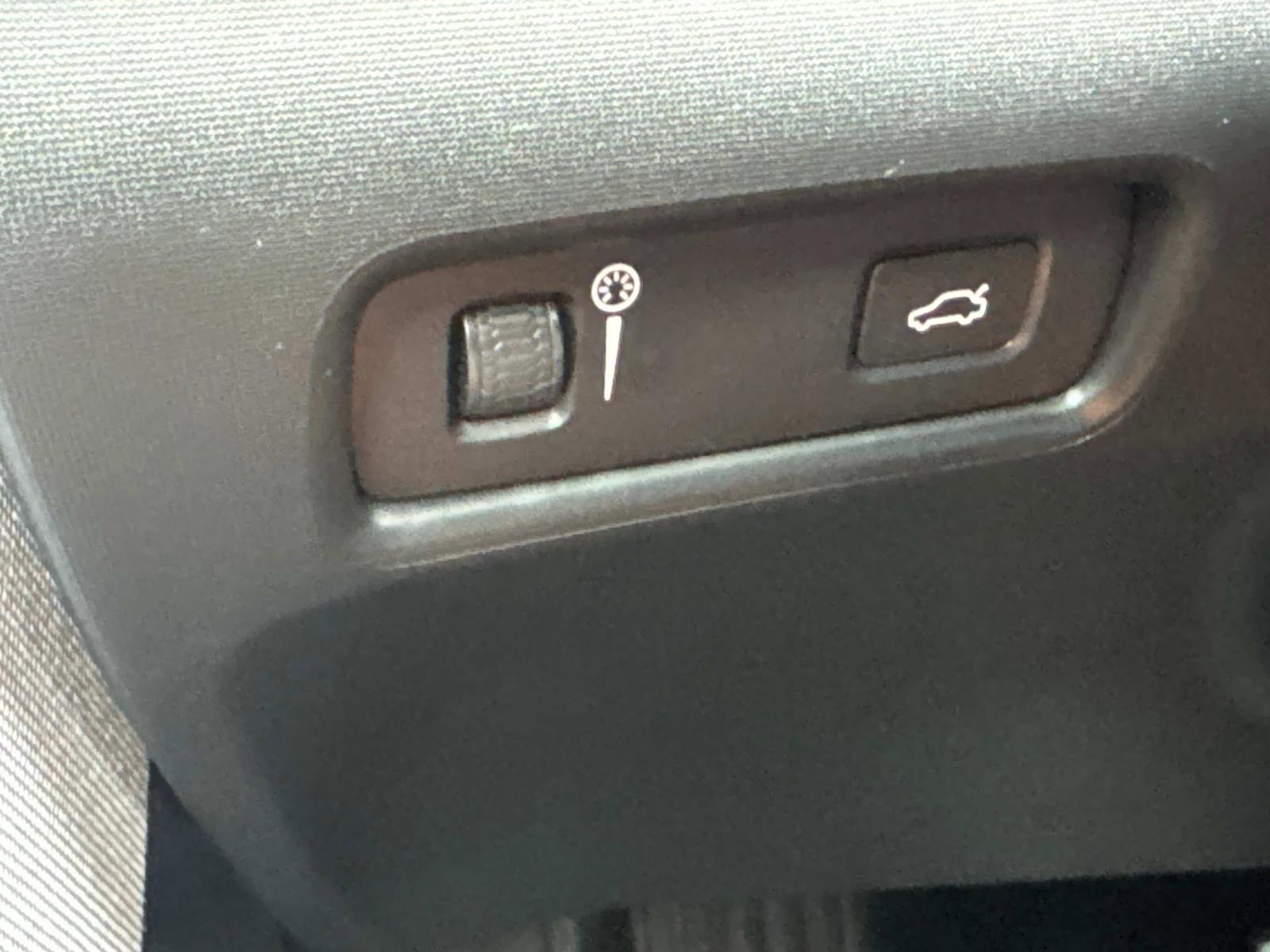 2022 Polestar 2 Vehicle Photo in LOS ANGELES, CA 90007-3794