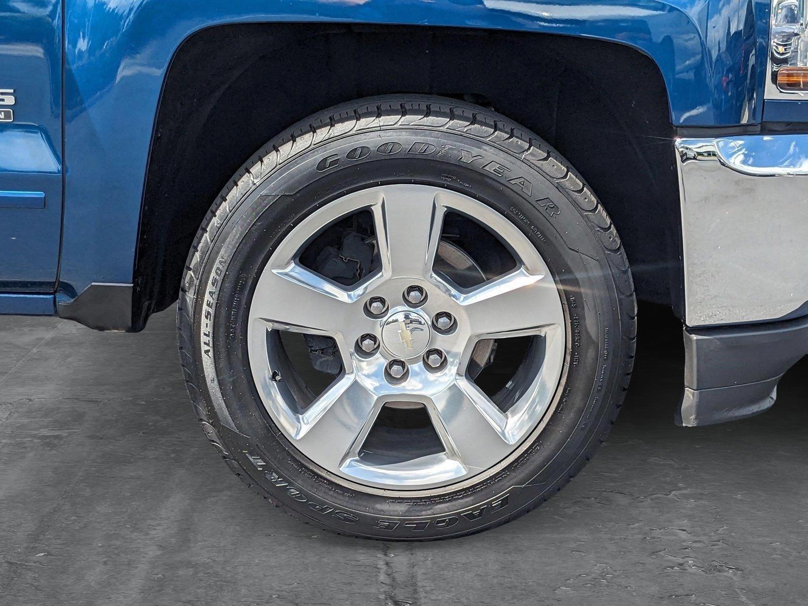 2018 Chevrolet Silverado 1500 Vehicle Photo in Jacksonville, FL 32244