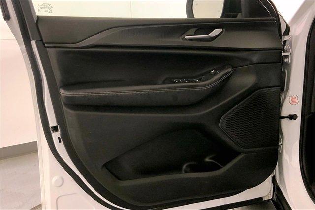 2023 Jeep Grand Cherokee L Vehicle Photo in INDEPENDENCE, MO 64055-1314