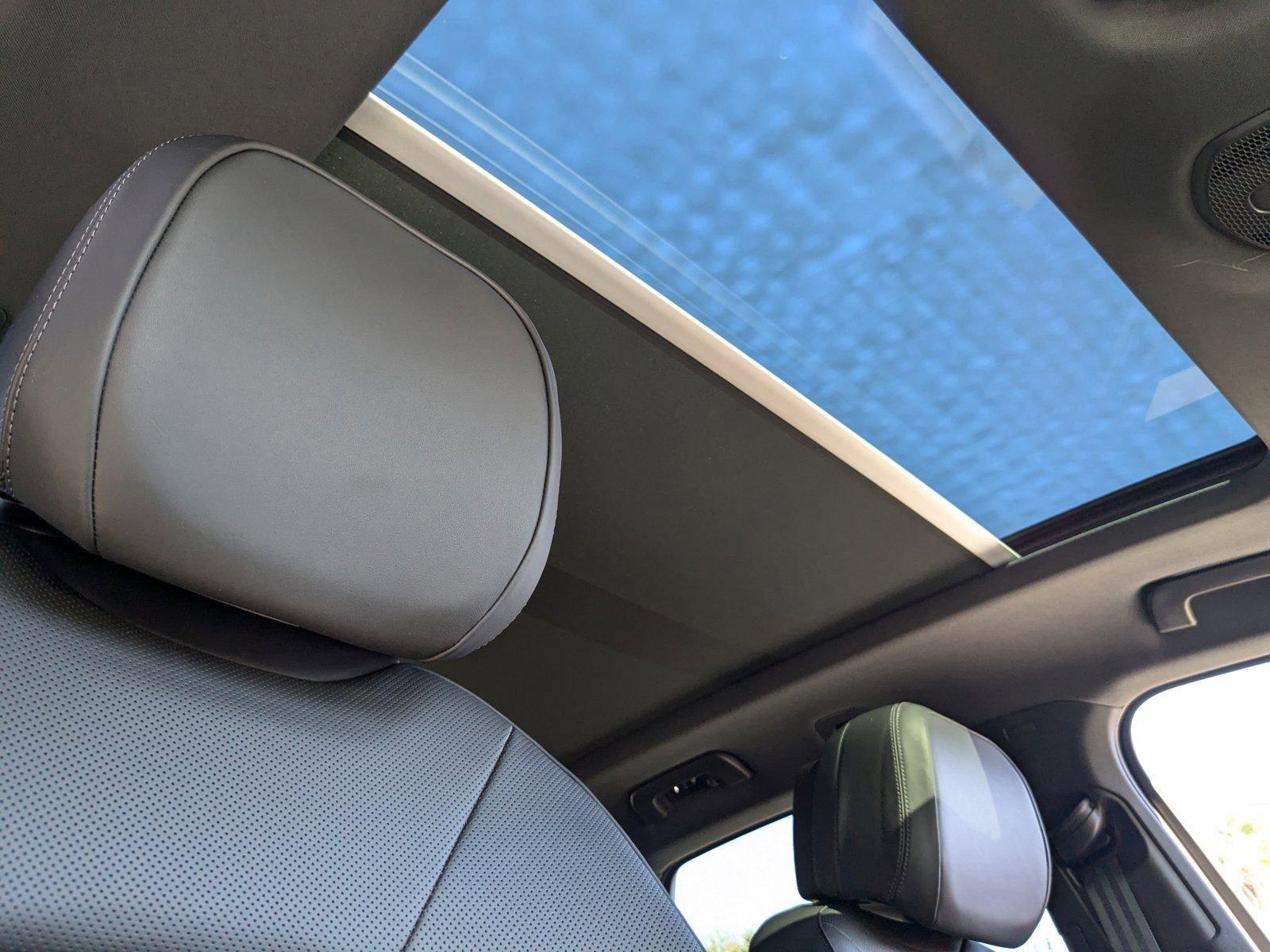 2025 Porsche Cayenne Vehicle Photo in Maitland, FL 32751