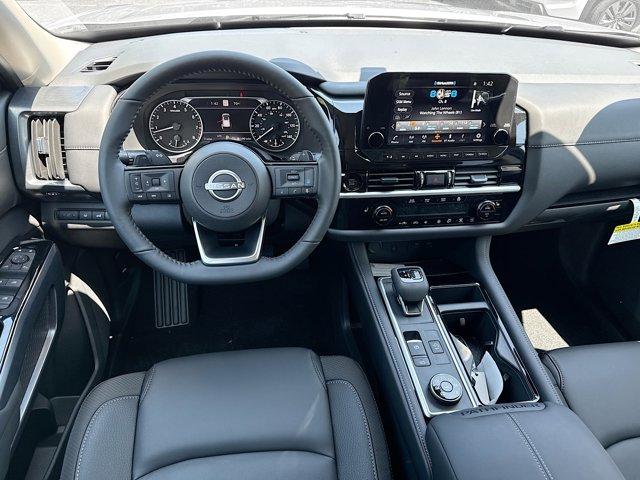 2025 Nissan Pathfinder Vehicle Photo in Flemington, NJ 08822