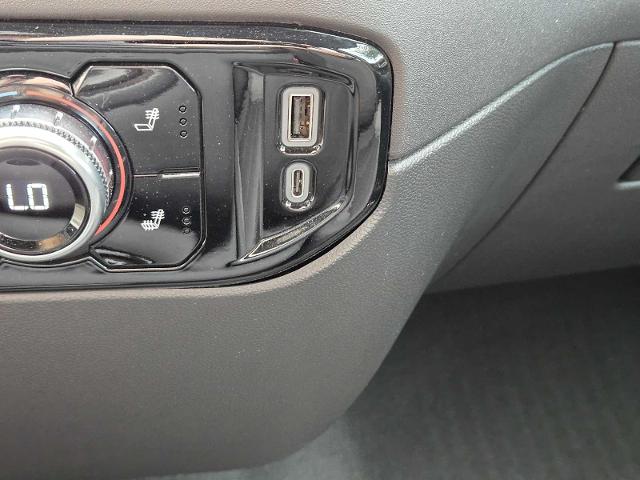 2024 GMC Sierra 1500 Vehicle Photo in DENTON, TX 76210-9321