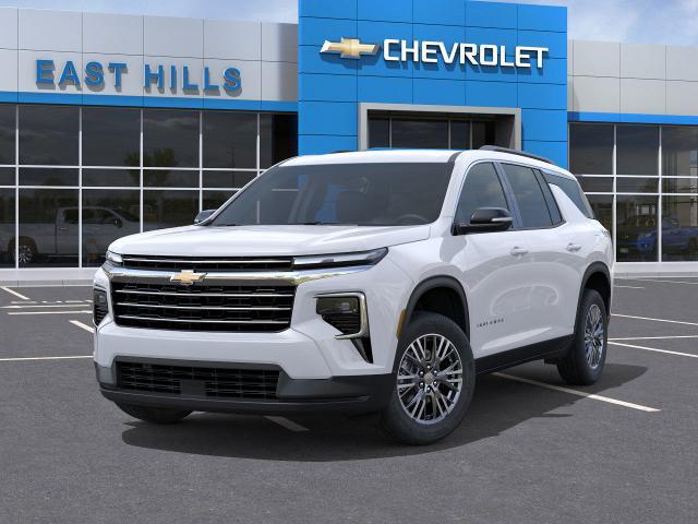 2025 Chevrolet Traverse Vehicle Photo in Roslyn, NY 11576