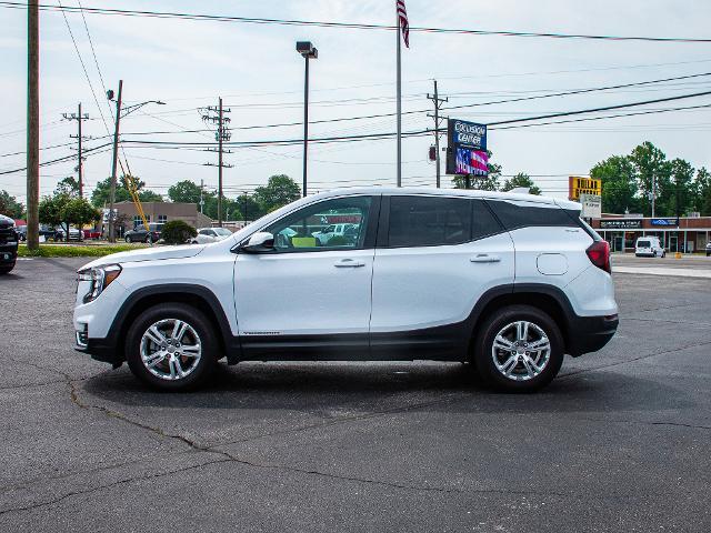 2024 GMC Terrain Vehicle Photo in MADISON, IN 47250-1611