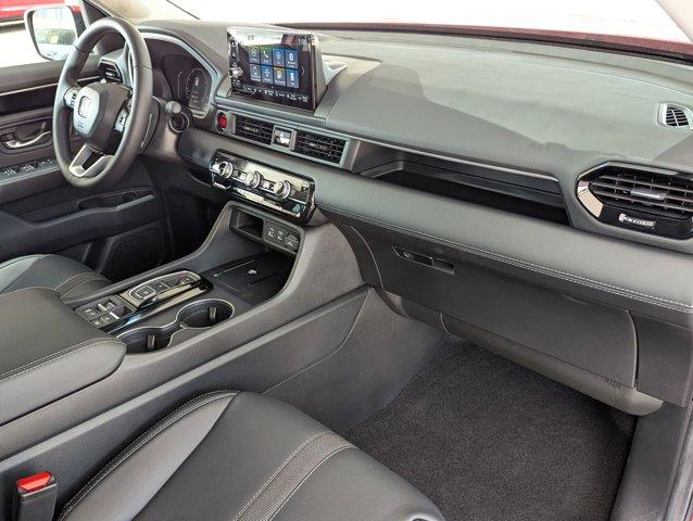 2025 Honda Pilot Vehicle Photo in San Antonio, TX 78230