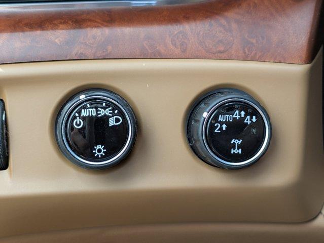 2017 Cadillac Escalade ESV Vehicle Photo in BRUNSWICK, GA 31525-1881