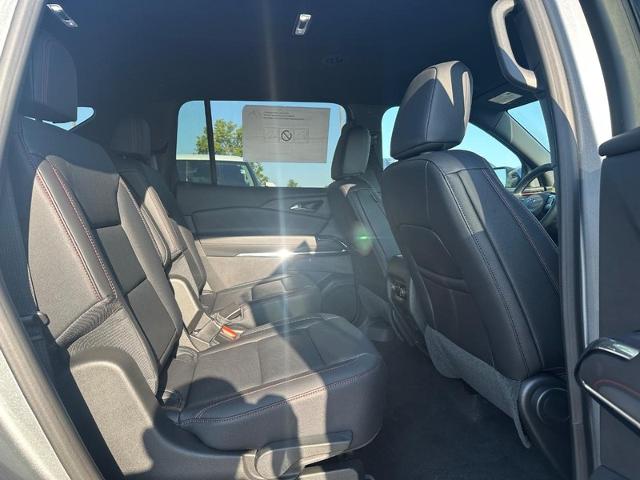 2026 Chevrolet Traverse Vehicle Photo in COLUMBIA, MO 65203-3903