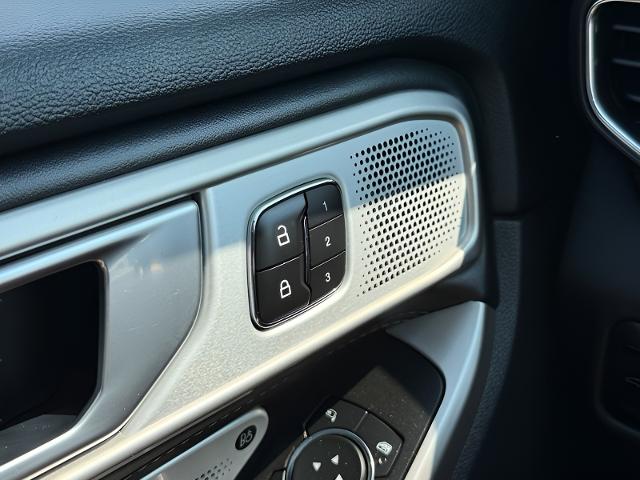 2023 Ford Explorer Vehicle Photo in MIDDLETON, WI 53562-1492