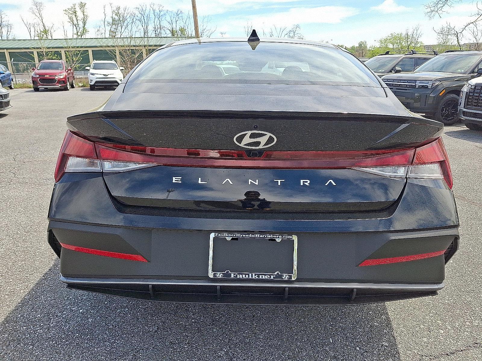 2025 Hyundai ELANTRA Vehicle Photo in Harrisburg, PA 17111