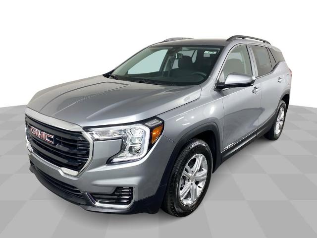 2024 GMC Terrain Vehicle Photo in ALLIANCE, OH 44601-4622