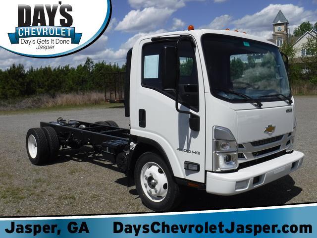 2024 Chevrolet Low Cab Forward 4500 Vehicle Photo in JASPER, GA 30143-8655